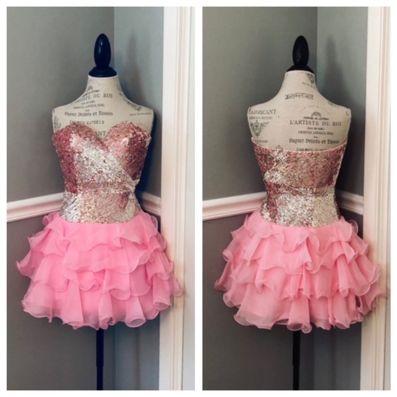 🌙💙 SAY YES TO THE DRESS 🌎🌟 - Picture 5 of 16